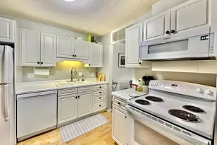 7510 Cahill Rd, Edina, MN 55439 - Photo 2