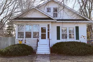 522 E Walnut St, River Falls, WI 54022 - Photo 4