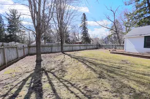 522 E Walnut St, River Falls, WI 54022 - Photo 8