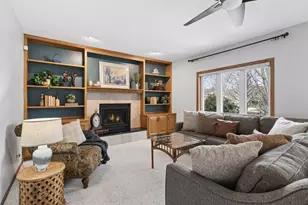 13610 59th Pl N, Plymouth, MN 55446 - Photo 2