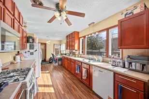 307 4th St NE, Minneapolis, MN 55413 - Photo 28