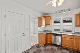 307 4th St NE, Minneapolis, MN 55413 - Photo 20