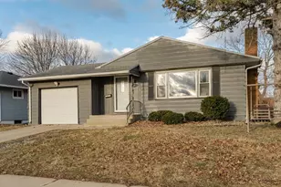 1413 16th Ave NW, Rochester, MN 55901 - Photo 2