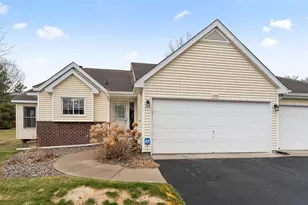 12963 Eastview Ct, Apple Valley, MN 55124 - Photo 2