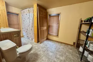 616 W Redwood St, Marshall, MN 56258 - Photo 16