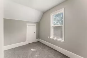 1467 Charles Ave, Saint Paul, MN 55104 - Photo 10