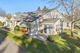 11084 Eagle Ridge Way, Chisago City, MN 55013 - Photo 2