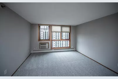433 S 7th Street #1819, Minneapolis, MN 55415 - Photo 4