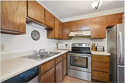 26 10th Street W #1005, Saint Paul, MN 55102 - Photo 4