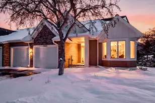 303 Sunflower Ct, Vadnais Heights, MN 55127 - Photo 1