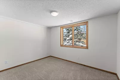 303 Sunflower Court, Vadnais Heights, MN 55127 - Photo 46
