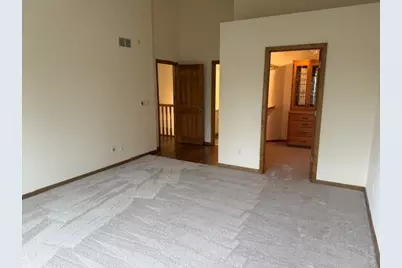 303 Sunflower Court, Vadnais Heights, MN 55127 - Photo 18