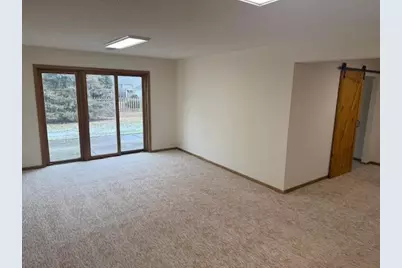 303 Sunflower Court, Vadnais Heights, MN 55127 - Photo 24
