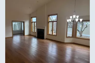 303 Sunflower Court, Vadnais Heights, MN 55127 - Photo 6