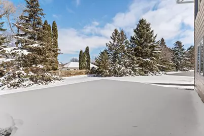 303 Sunflower Court, Vadnais Heights, MN 55127 - Photo 66