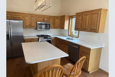 303 Sunflower Court, Vadnais Heights, MN 55127 - Photo 12