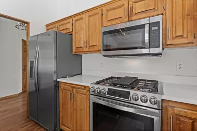 303 Sunflower Court, Vadnais Heights, MN 55127 - Photo 22