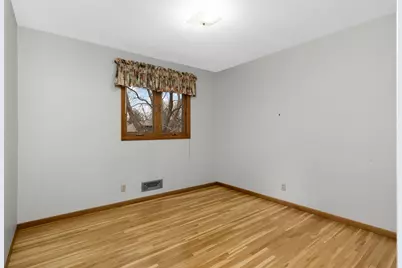 946 Redwood Drive, Apple Valley, MN 55124 - Photo 18