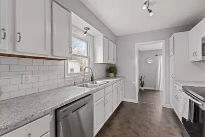 1053 3rd Avenue SE, Rochester, MN 55904 - Photo 2