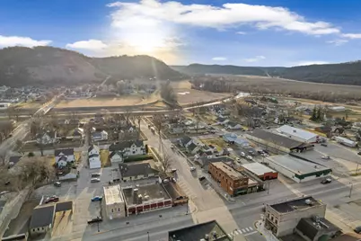 220 S Mill Street, Rushford, MN 55971 - Photo 2