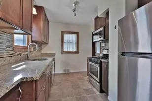 1522 Maywood St, Saint Paul, MN 55117 - Photo 16