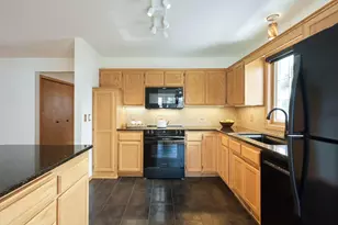 2885 Devonshire Pl, Woodbury, MN 55125 - Photo 28