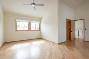 2885 Devonshire Pl, Woodbury, MN 55125 - Photo 46