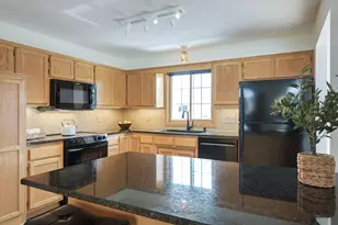 2885 Devonshire Pl, Woodbury, MN 55125 - Photo 22