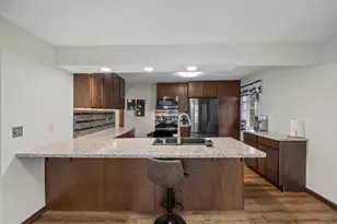 1045 Jorgenson St SE, Hutchinson, MN 55350 - Photo 20