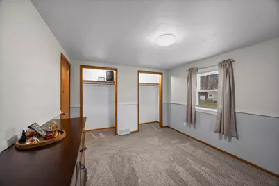 1045 Jorgenson Street SE, Hutchinson, MN 55350 - Photo 26