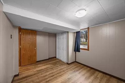 1045 Jorgenson Street SE, Hutchinson, MN 55350 - Photo 38