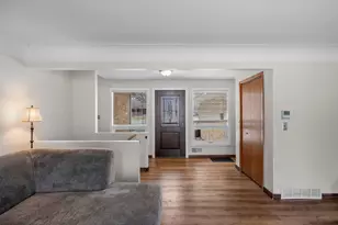 1045 Jorgenson St SE, Hutchinson, MN 55350 - Photo 12
