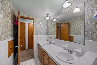 1045 Jorgenson Street SE, Hutchinson, MN 55350 - Photo 28