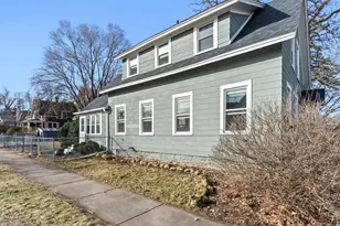 123 Pine St E, Stillwater, MN 55082 - Photo 2