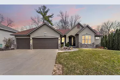 8116 Clifford Circle, Inver Grove Heights, MN 55076 - Photo 2