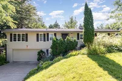 5513 Mirror Lakes Drive, Edina, MN 55436 - Photo 2