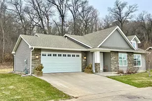 1140 Hewitt Blvd, Red Wing, MN 55066 - Photo 1