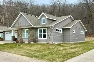 1140 Hewitt Blvd, Red Wing, MN 55066 - Photo 2