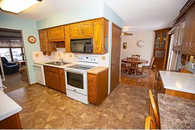 228 E 12th Street, Zumbrota, MN 55992 - Photo 6