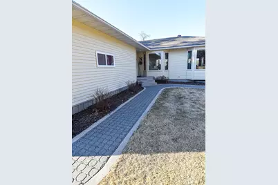 1217 Taft Street E, Thief River Falls, MN 56701 - Photo 28
