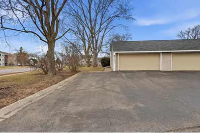 7597 Whitney Drive, Apple Valley, MN 55124 - Photo 40