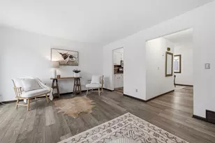 7597 Whitney Dr, Apple Valley, MN 55124 - Photo 4