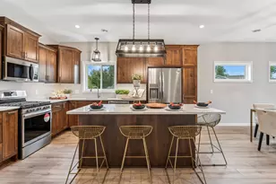 4907 Evergreen Dr N, Hugo, MN 55038 - Photo 4