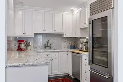 1807 Dupont Avenue S, Minneapolis, MN 55403 - Photo 34