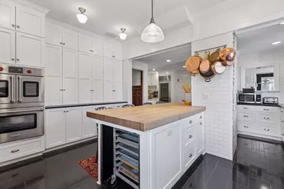 1807 Dupont Avenue S, Minneapolis, MN 55403 - Photo 6