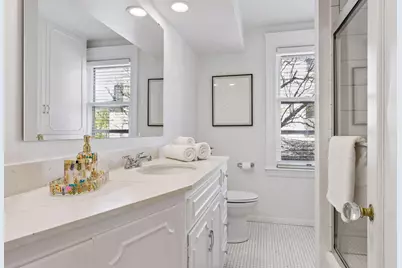 1807 Dupont Avenue S, Minneapolis, MN 55403 - Photo 50