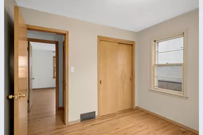 1140 Ottawa Avenue, West Saint Paul, MN 55118 - Photo 12