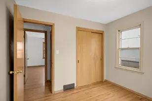 1140 Ottawa Ave, West Saint Paul, MN 55118 - Photo 12