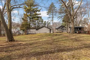 1714 Howard St N, Maplewood, MN 55109 - Photo 18