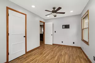 1714 Howard St N, Maplewood, MN 55109 - Photo 12